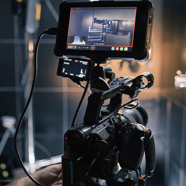 Film camera filming shower handle.