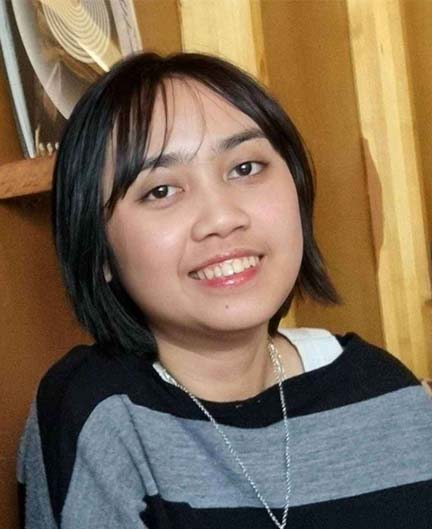 Portrait image of Ghina Andriana | SAE graduate